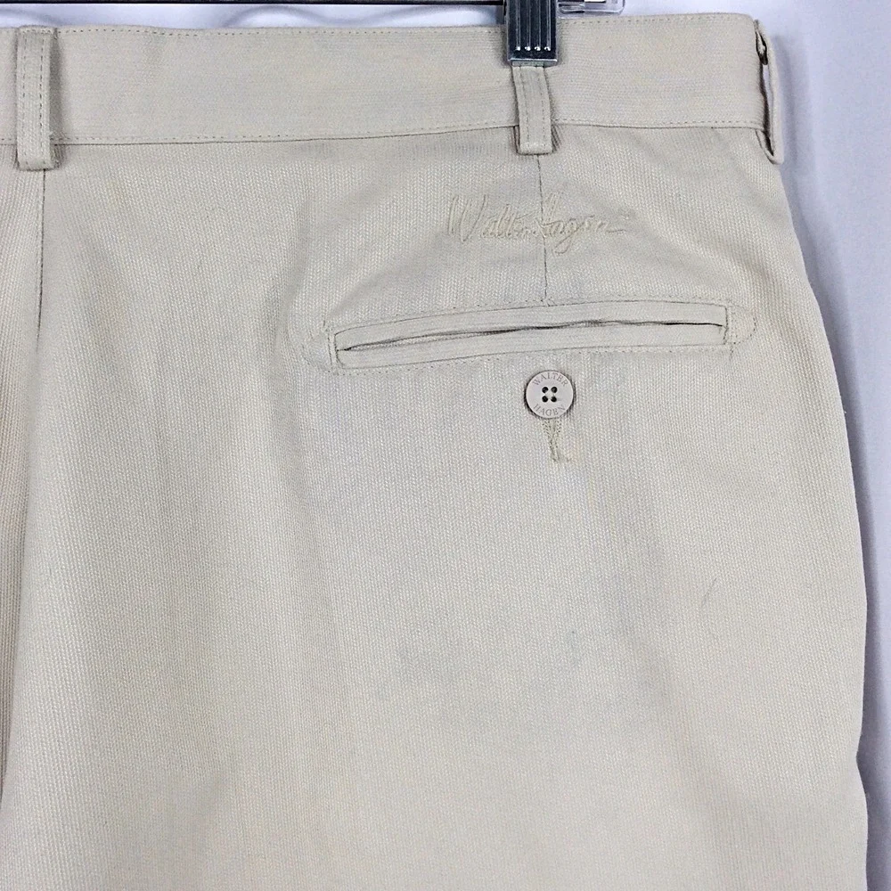 Walter Hagen Pleated Golf Shorts Men's Size 40 Beige Bermuda